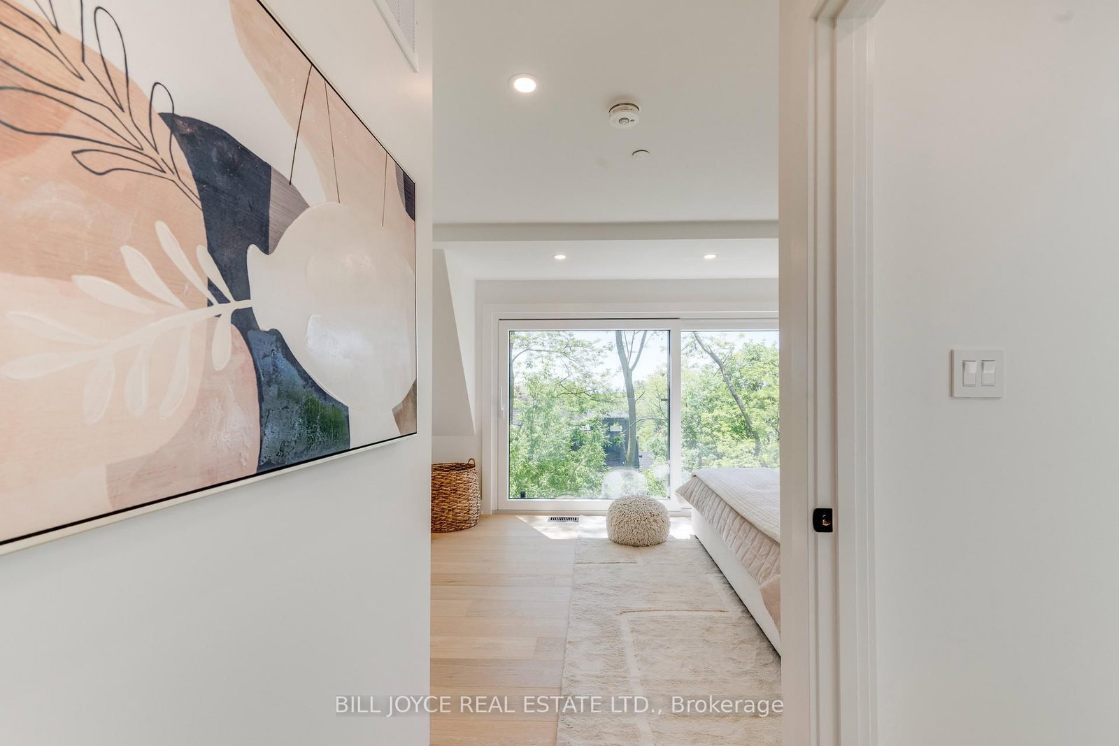 350 Lee Avenue • Toronto, ON photo 29