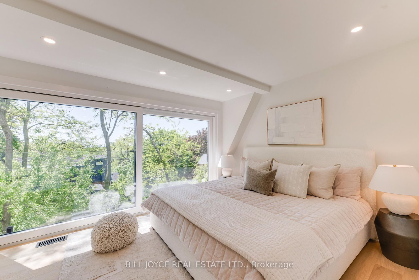 350 Lee Avenue • Toronto, ON photo 30