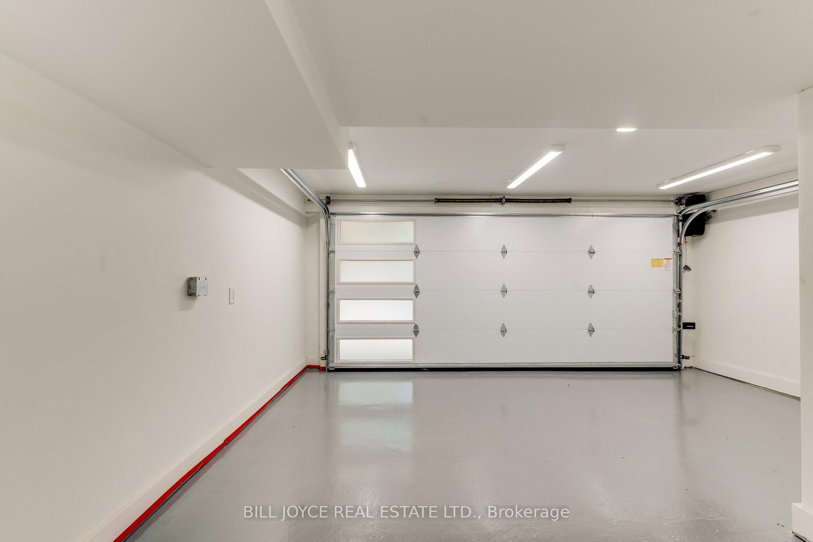 350 Lee Avenue • Toronto, ON photo 37