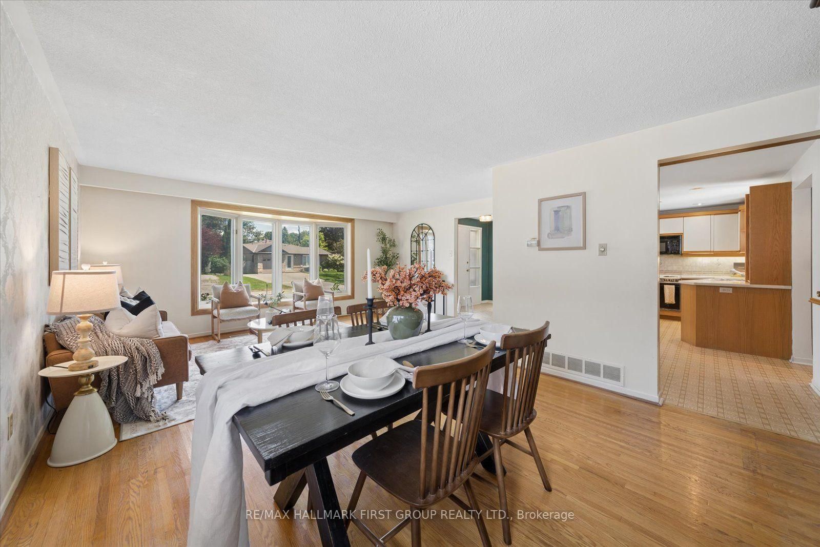 13 Lawrie Road • Ajax, ON photo 10