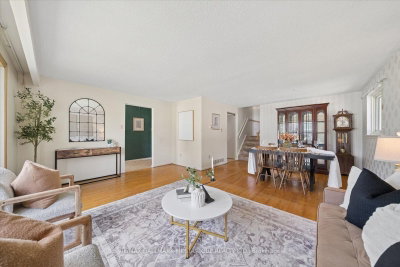13 Lawrie Road • Ajax, ON photo 6