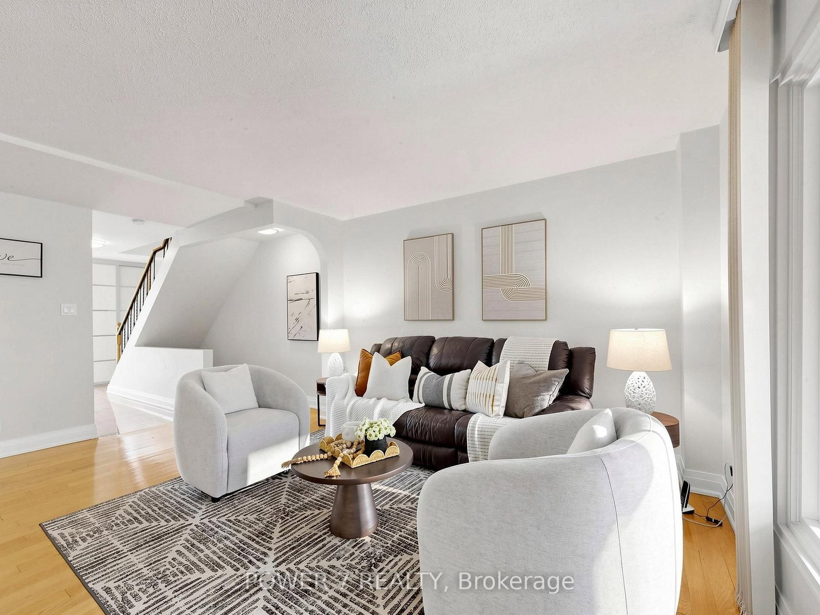 18 Sprucewood Court • Toronto, ON photo 7
