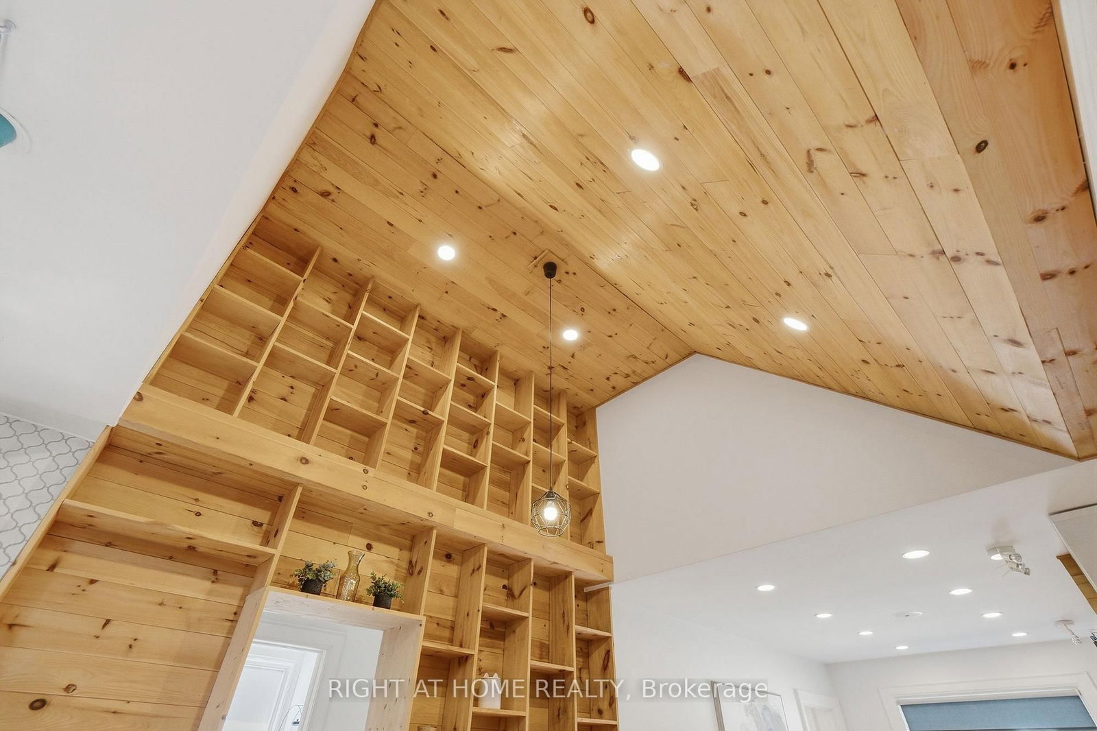 494 Donlands Avenue • Toronto, ON photo 12