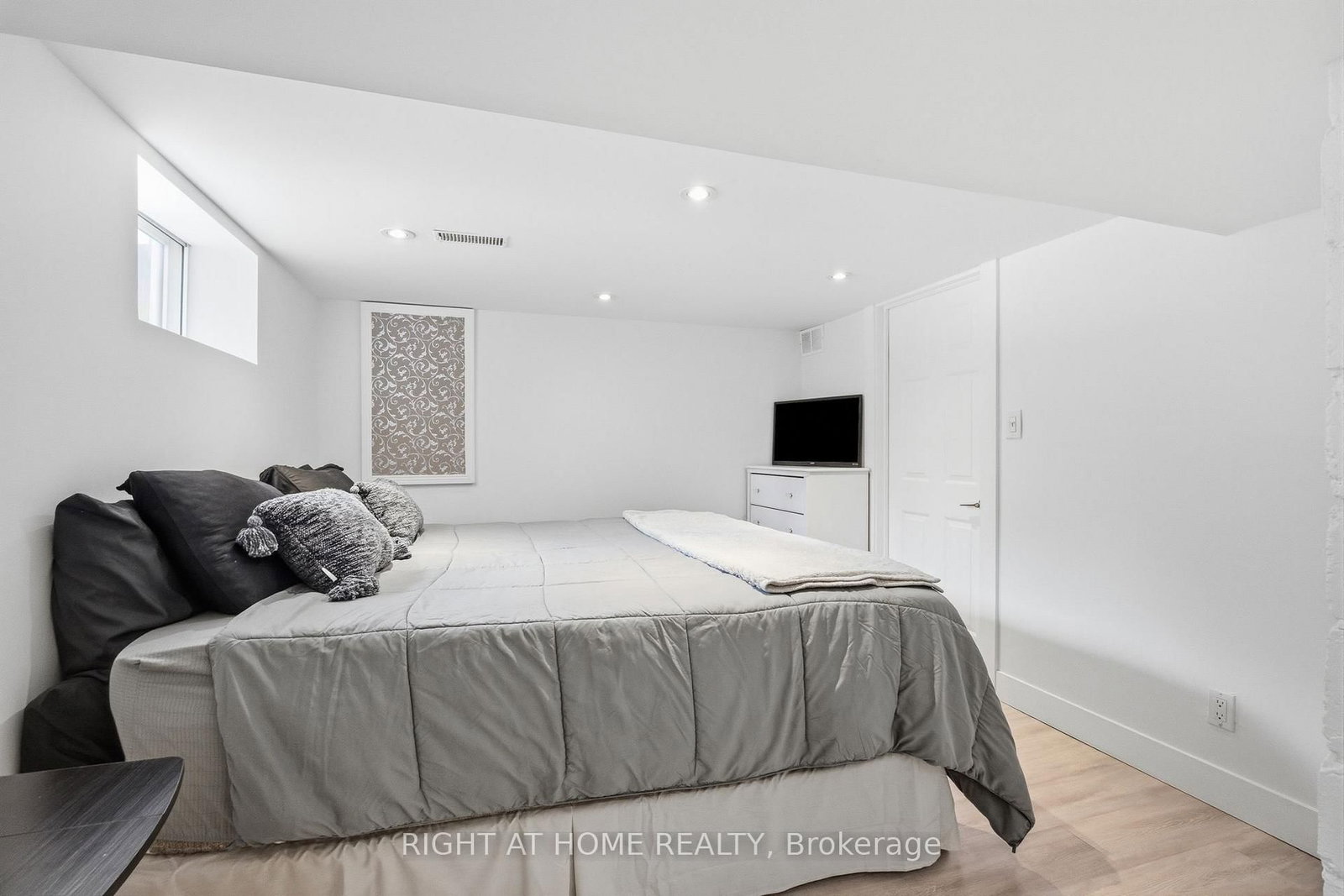 494 Donlands Avenue • Toronto, ON photo 31