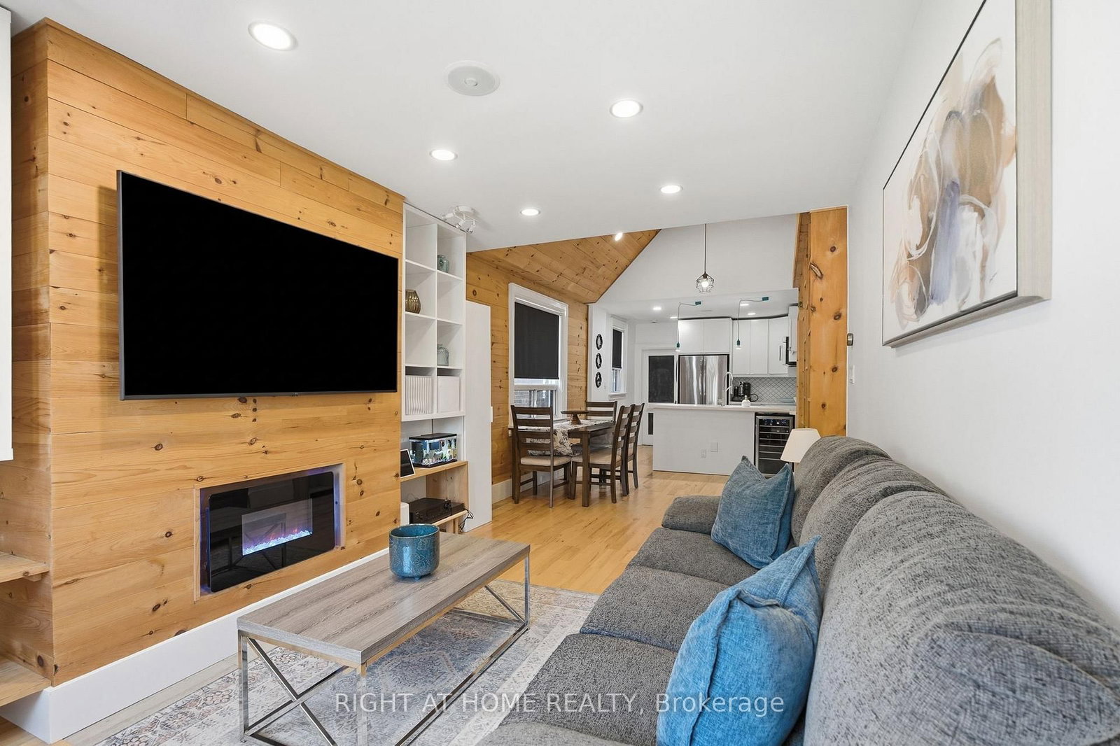 494 Donlands Avenue • Toronto, ON photo 6