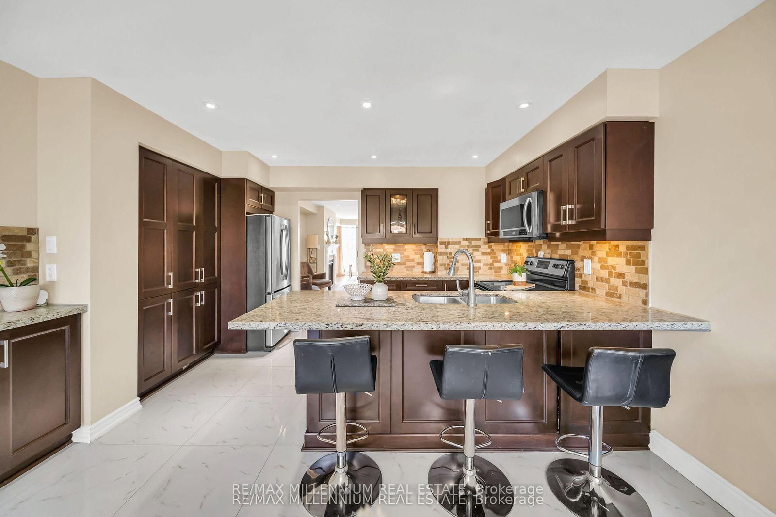 62 Cumberland Lane • Ajax, ON photo 18