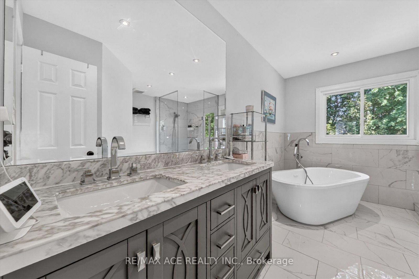 2504 Linwood Street • Pickering, ON photo 28