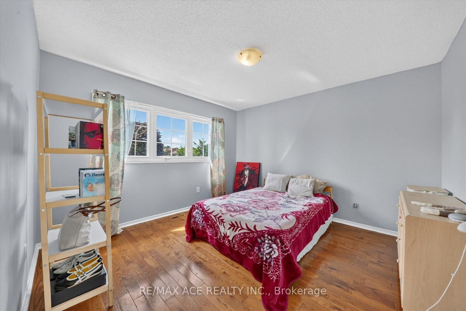 2504 Linwood Street • Pickering, ON photo 33