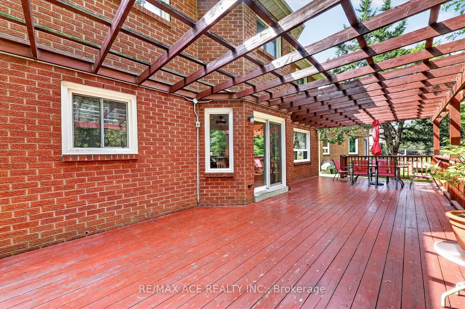 2504 Linwood Street • Pickering, ON photo 45
