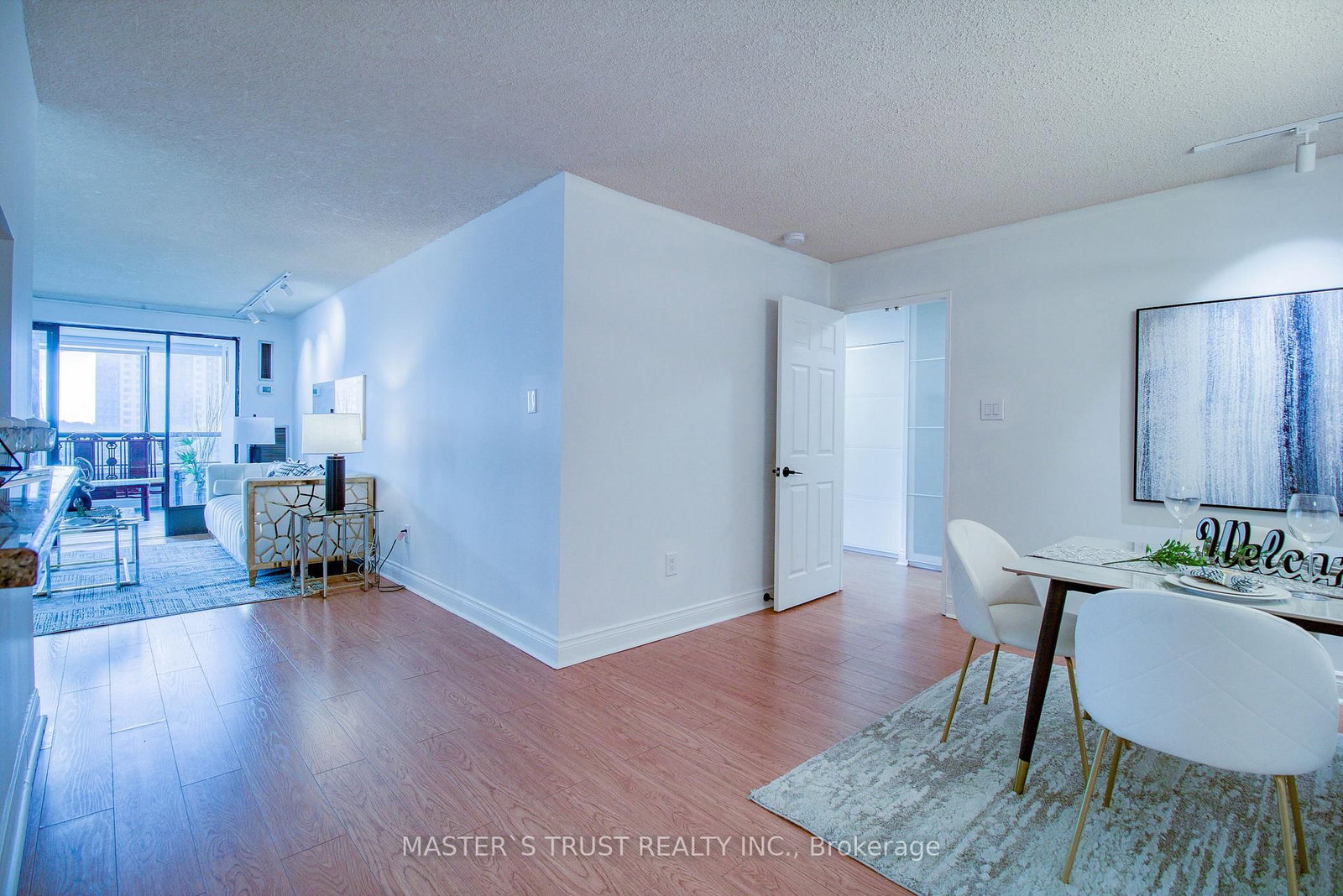 255 Bamburgh Circle W • #607 • Toronto, ON photo 5