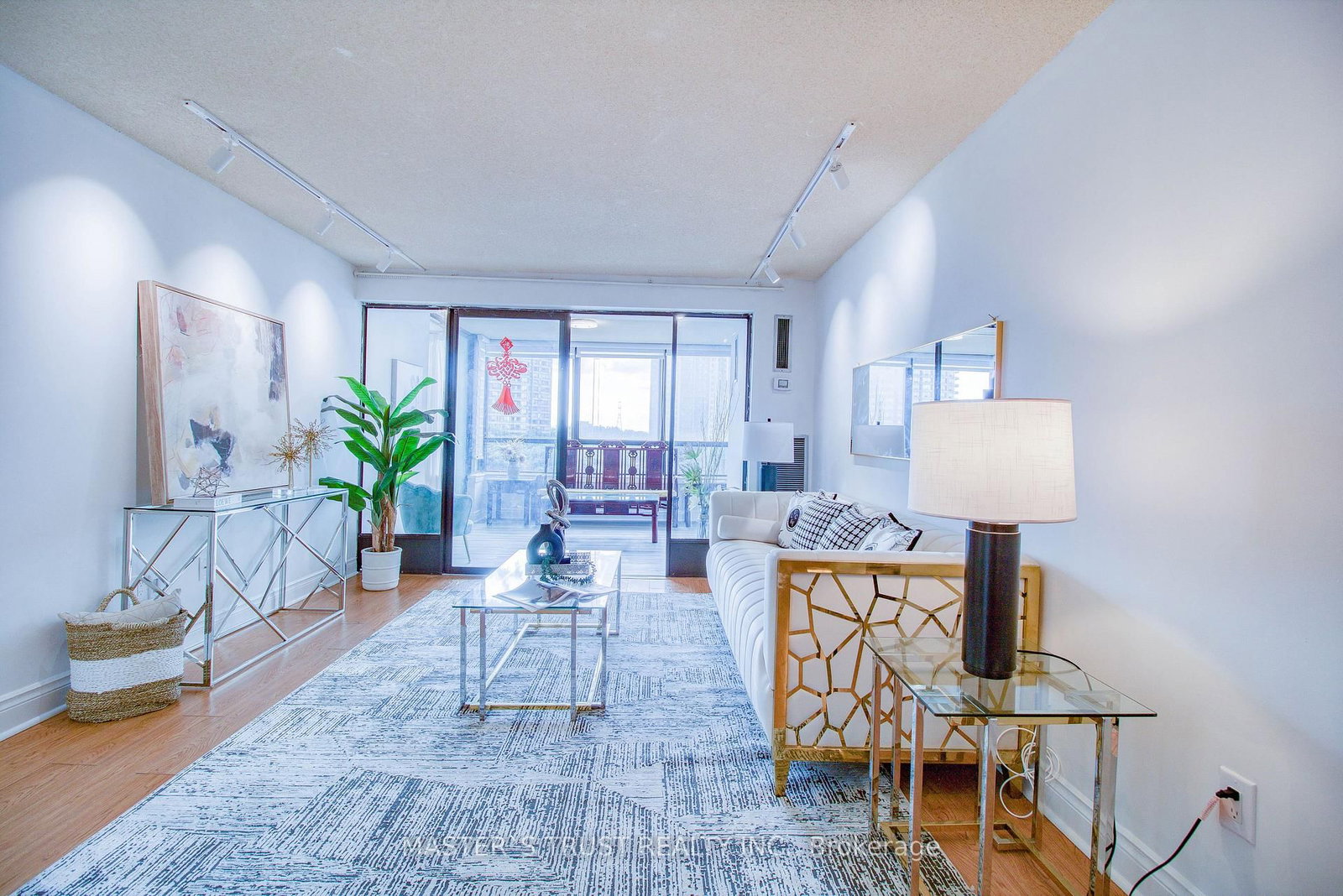 255 Bamburgh Circle W • #607 • Toronto, ON photo 7