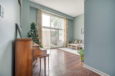 100 Bridletowne Circle • #33 • Toronto, ON photo 9
