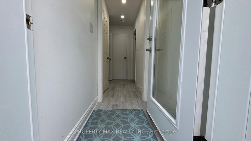 Bsmt - 30 Glenabbey Drive