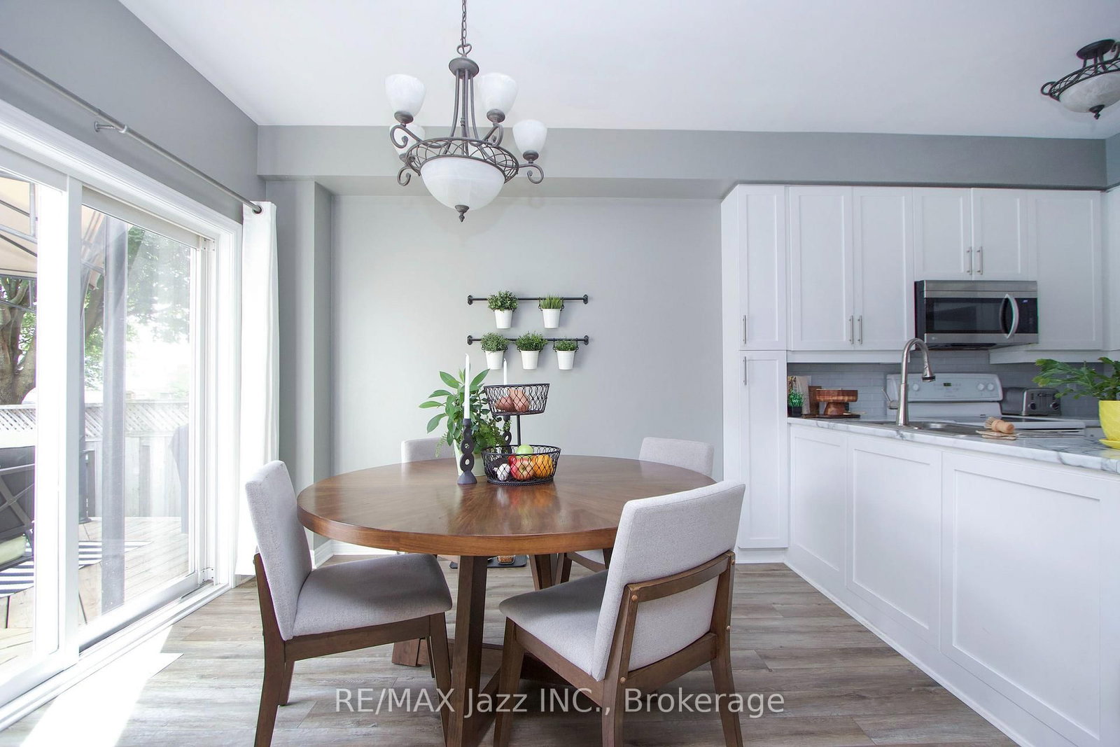 54 Melody Drive • Whitby, ON photo 15