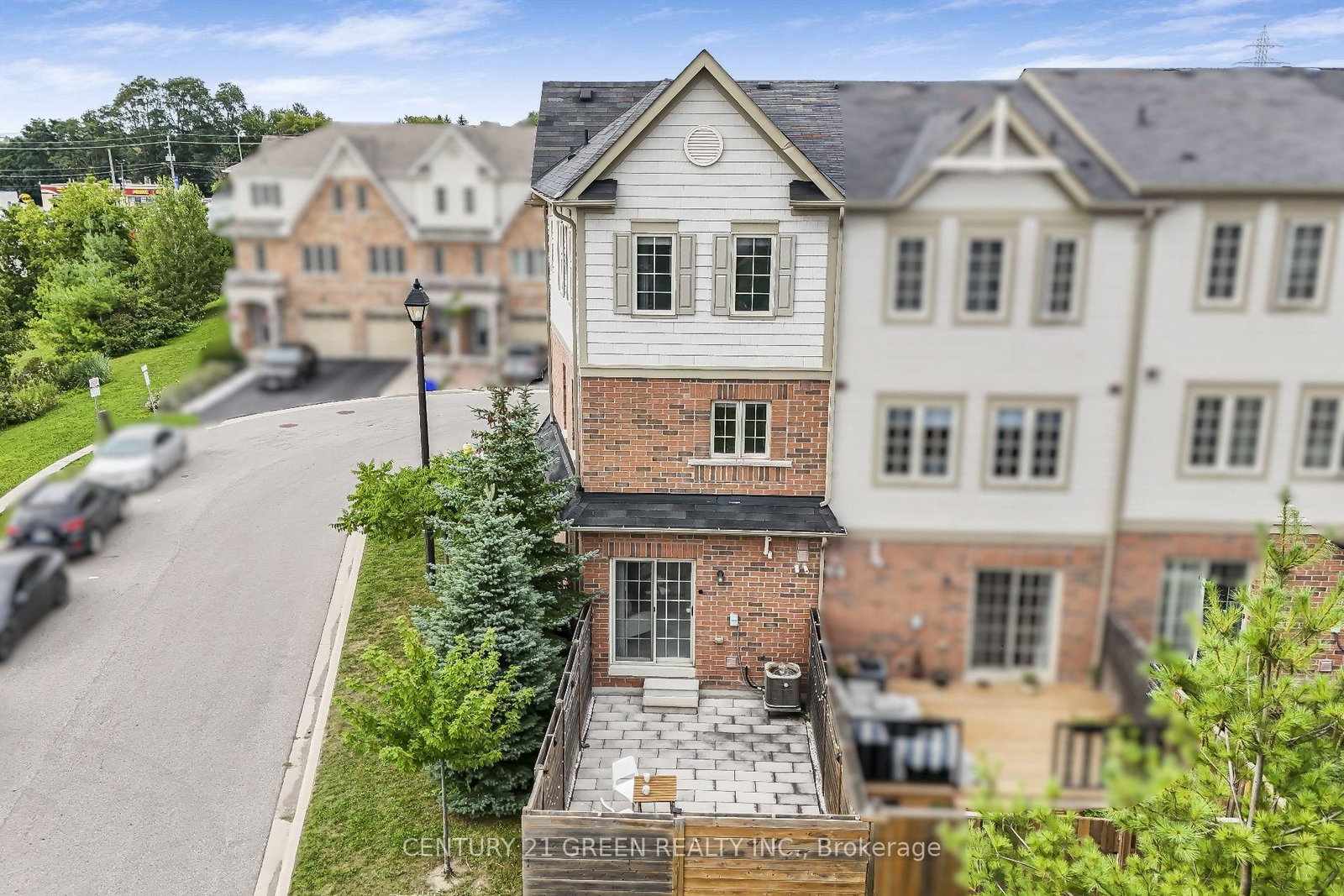 36 Comfort Way • Whitby, ON photo 34