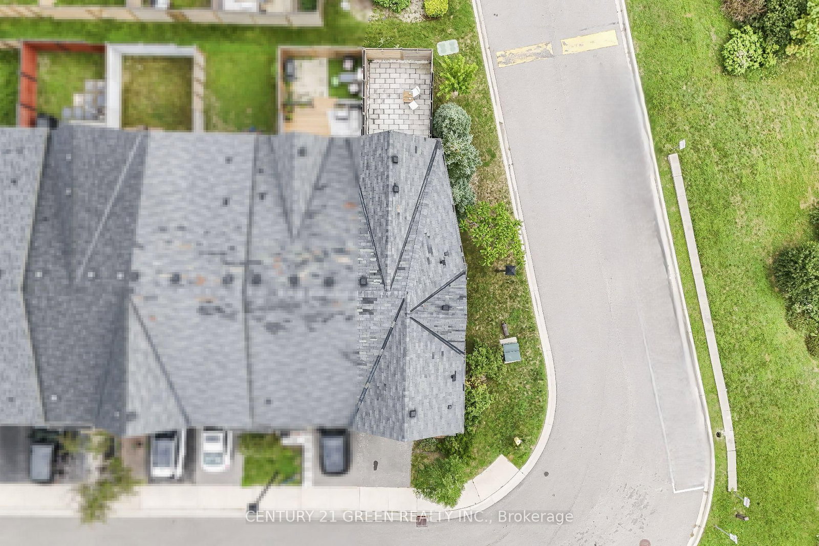 36 Comfort Way • Whitby, ON photo 37