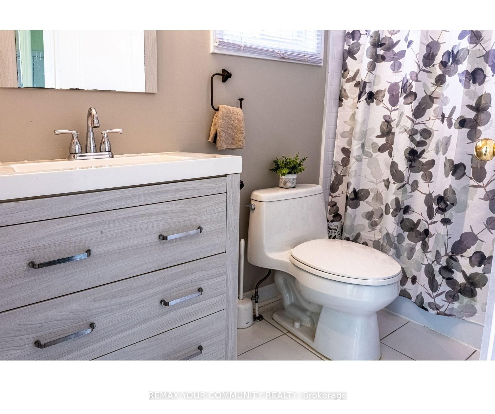 25 Annable Lane • #34 • Ajax, ON photo 8
