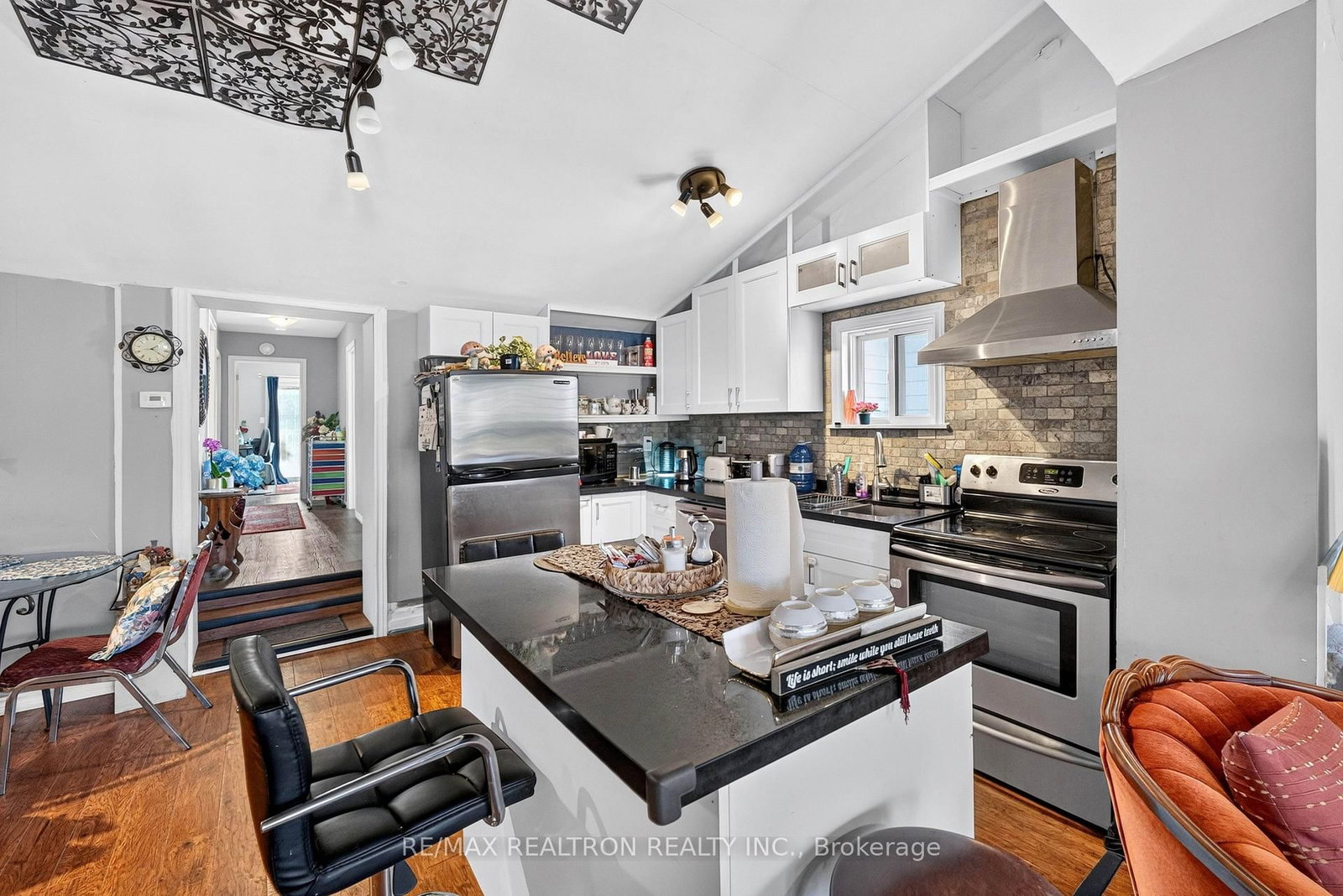 31 Albany Street • Oshawa, ON photo 14