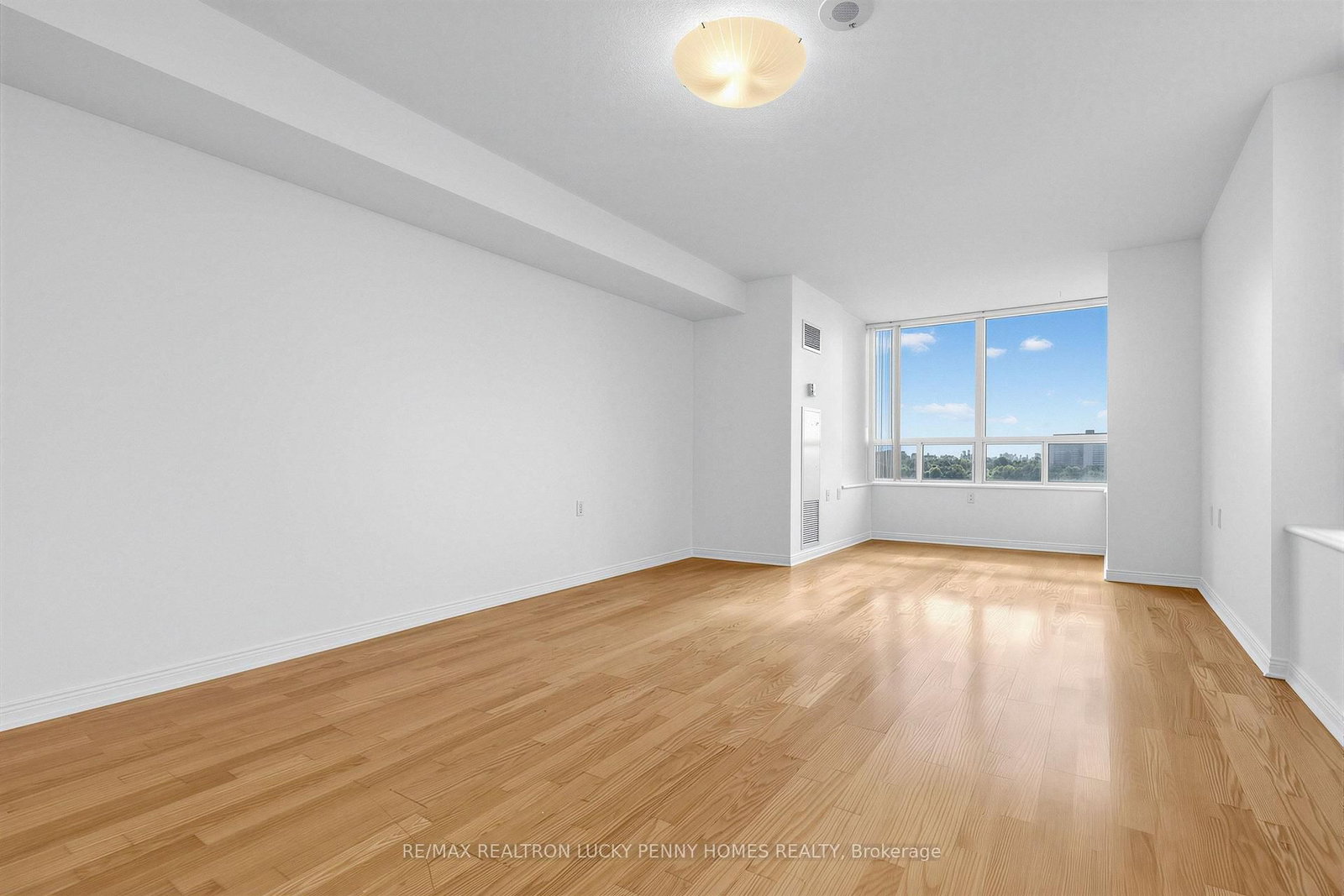 2800 Warden Toronto,ON M1W 3Z6 — Photo 11