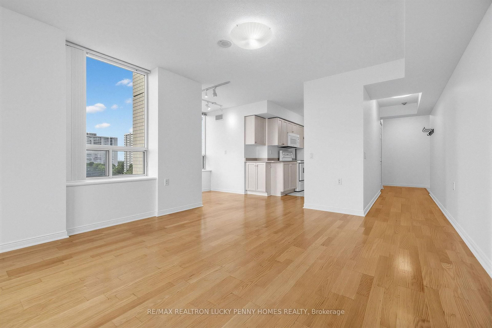 2800 Warden Toronto,ON M1W 3Z6 — Photo 16
