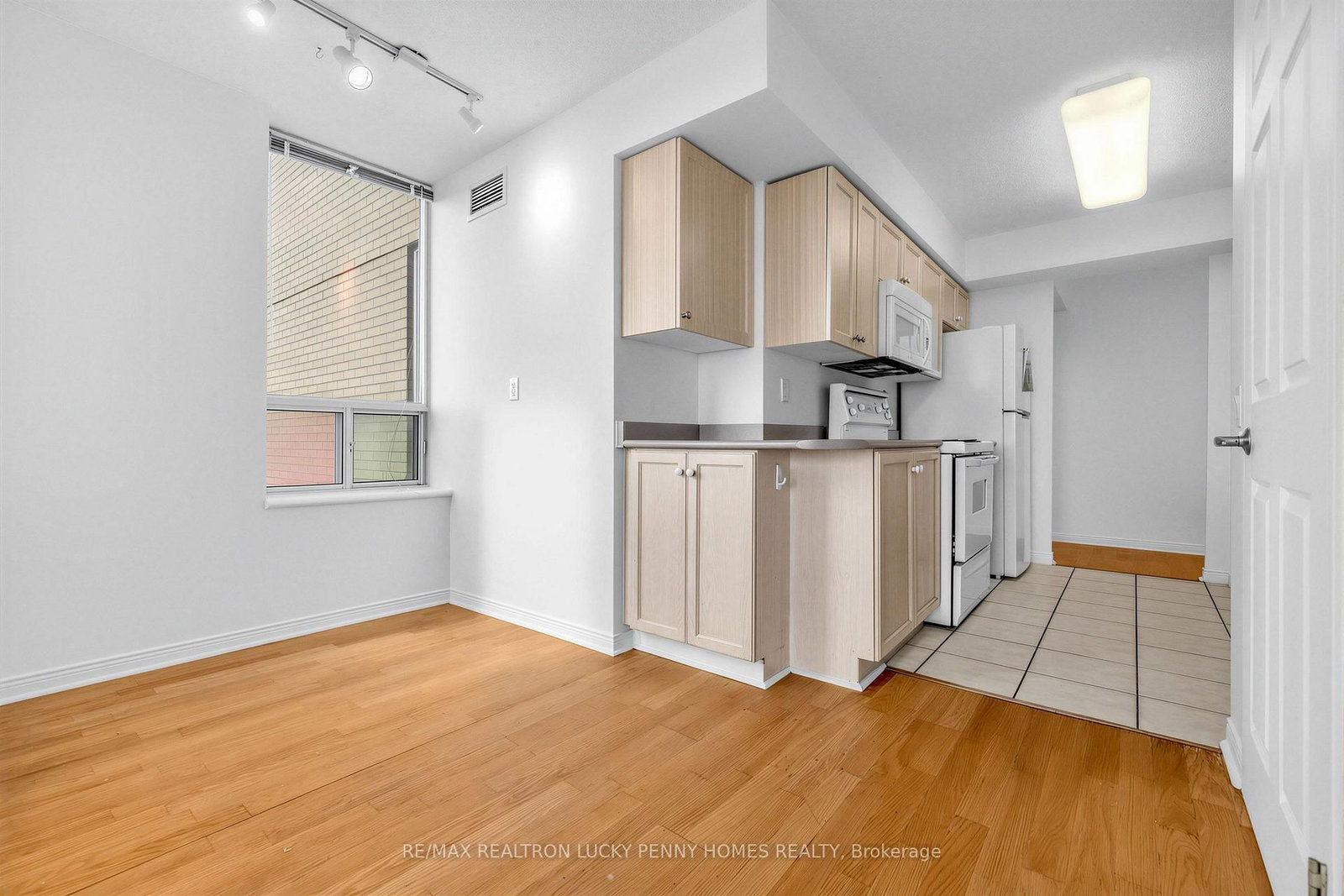 2800 Warden Toronto,ON M1W 3Z6 — Photo 19