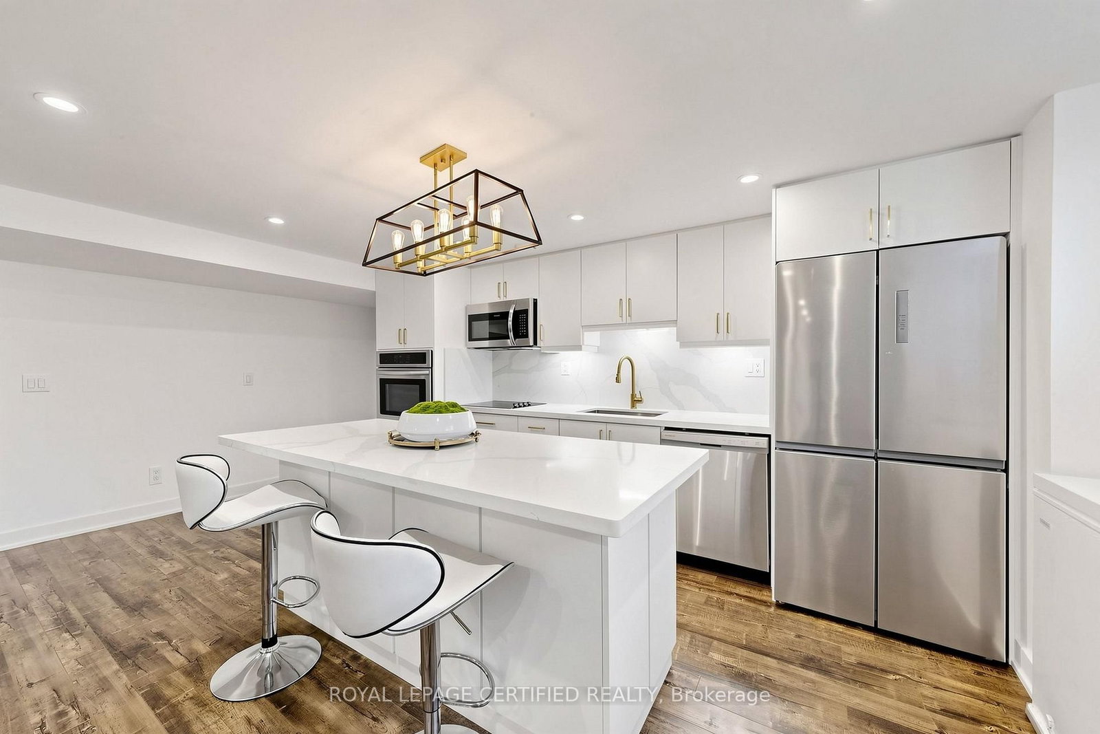 1428 Woodstream Avenue • Oshawa, ON photo 33