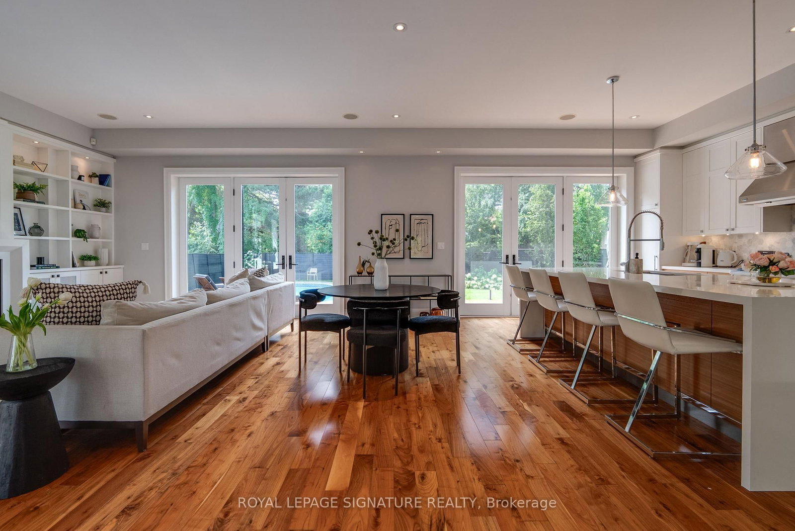 12 Cudia Crescent • Toronto, ON photo 8