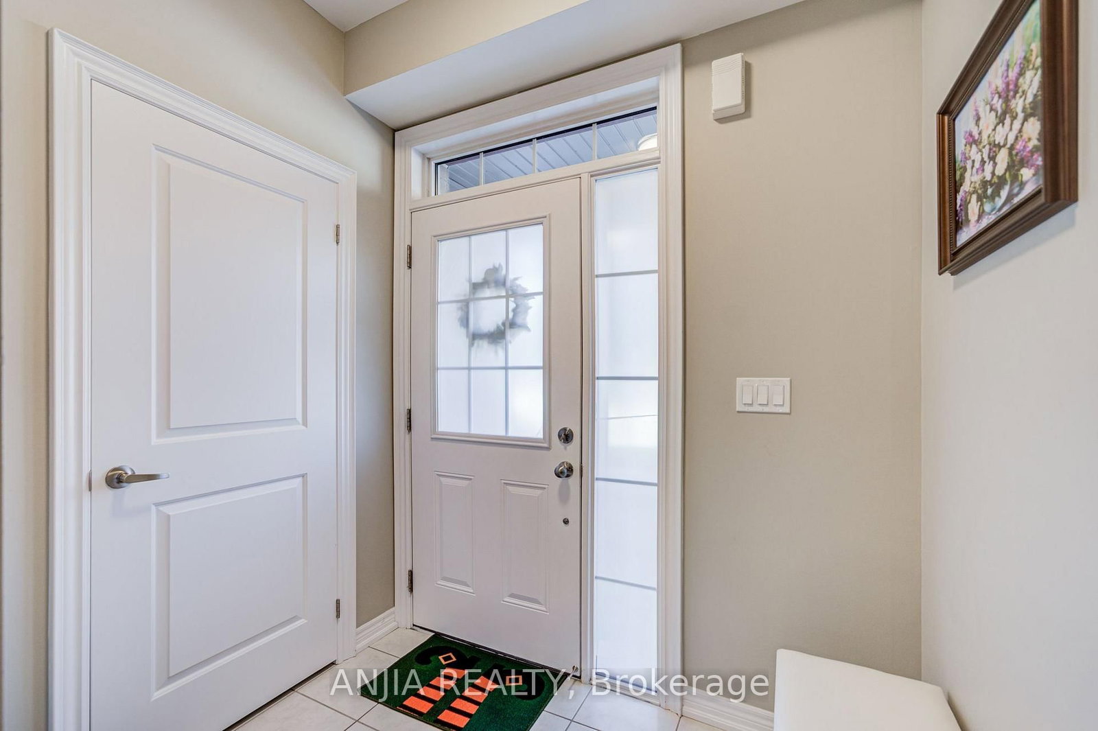 33 Aldridge Lane • Clarington, ON photo 6