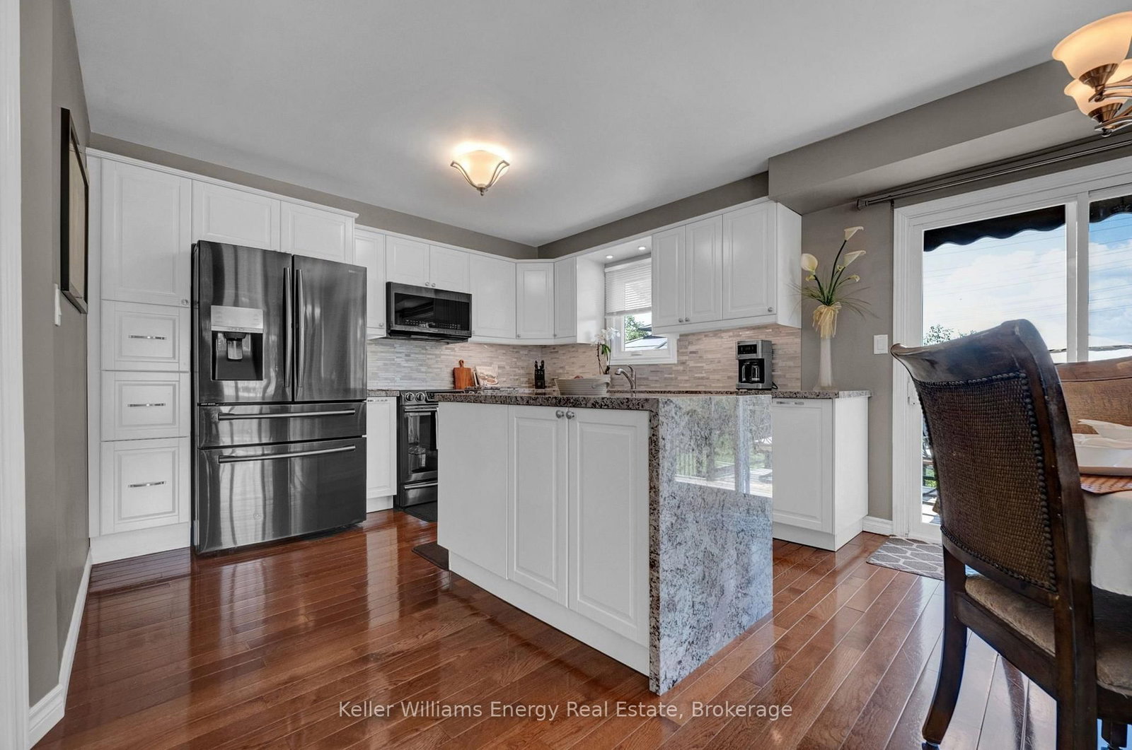 2 Murkar Crescent • Whitby, ON photo 11