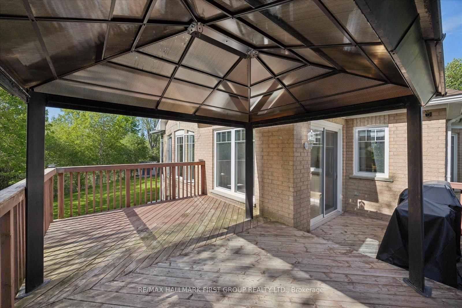 1028 Highbrooke Court • Oshawa, ON photo 35