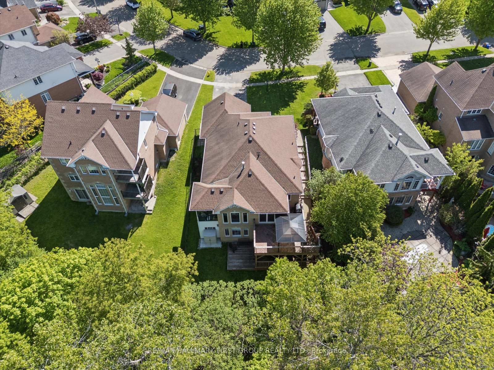 1028 Highbrooke Court • Oshawa, ON photo 36
