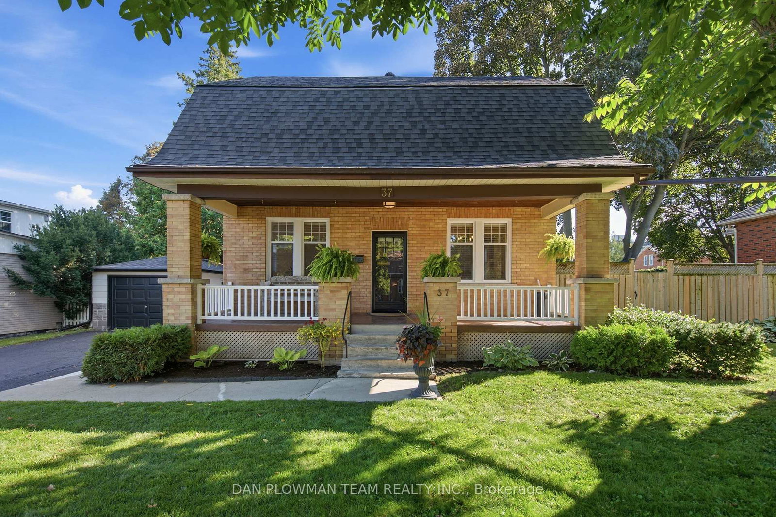 37 Wellington Street • Clarington, ON photo 1