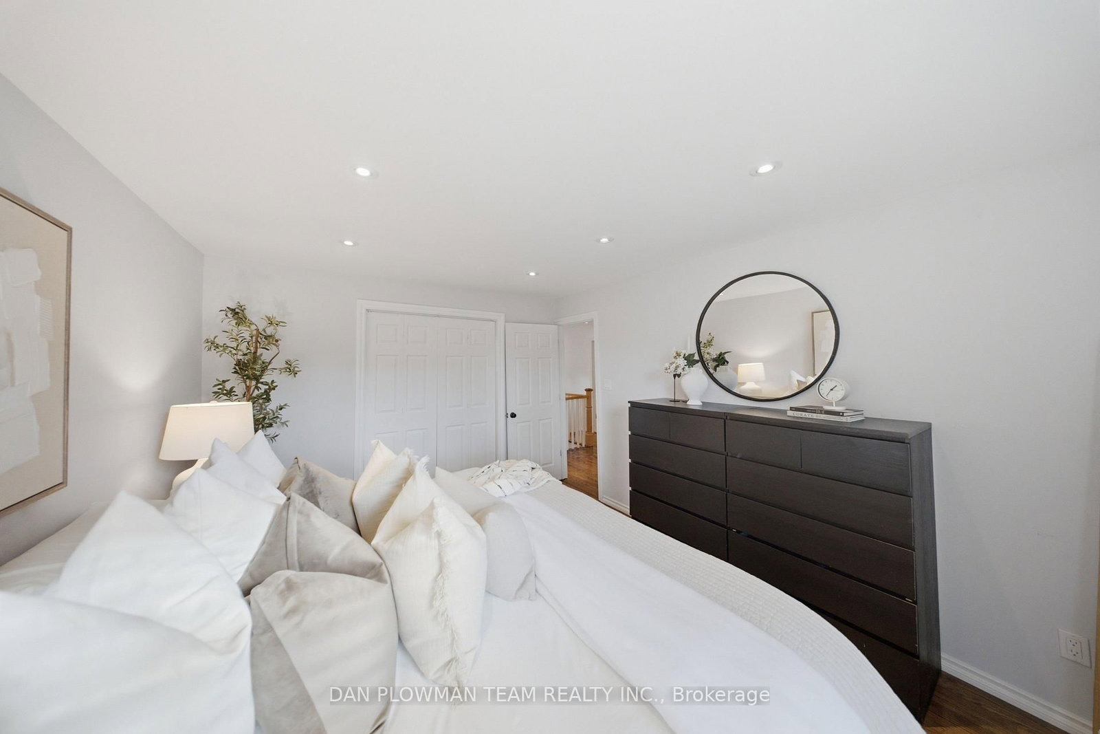 37 Wellington Street • Clarington, ON photo 22
