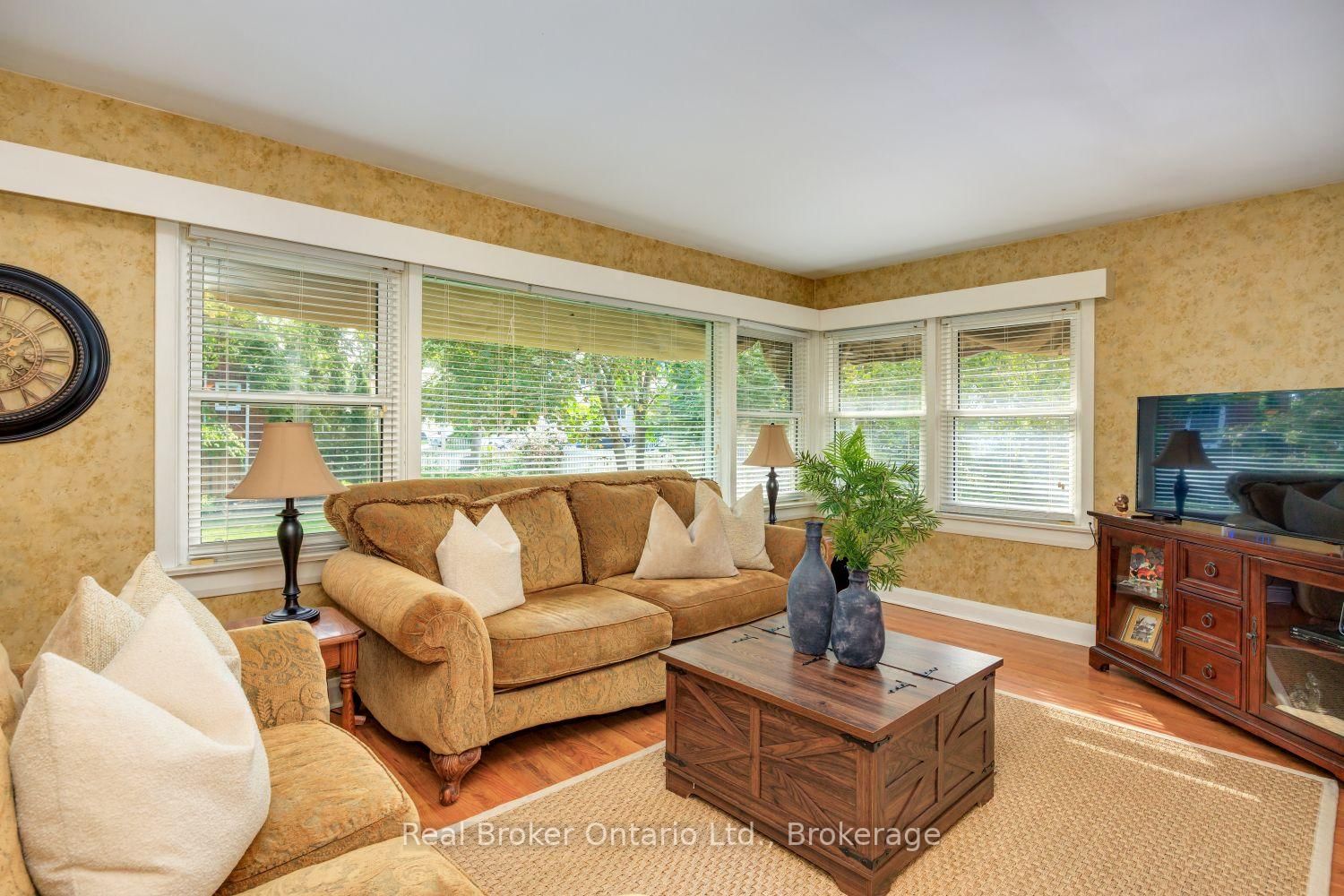 55 Wellington Street • Clarington, ON photo 18
