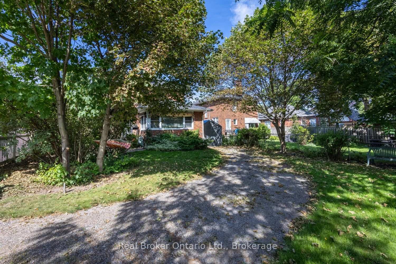 55 Wellington Street • Clarington, ON photo 27