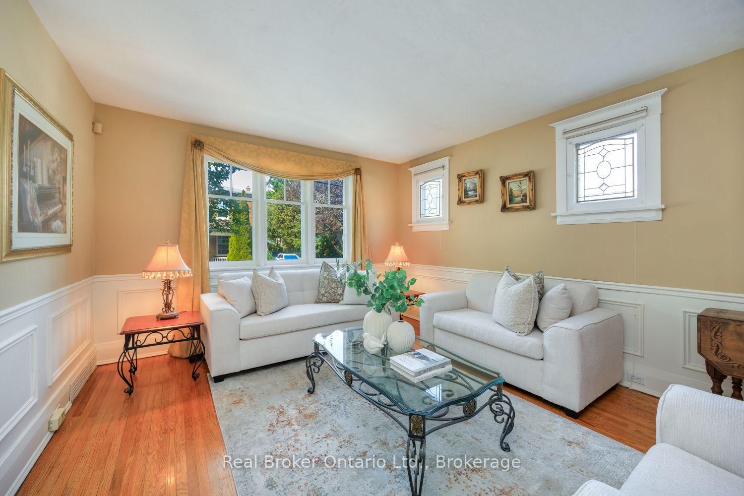 55 Wellington Street • Clarington, ON photo 9