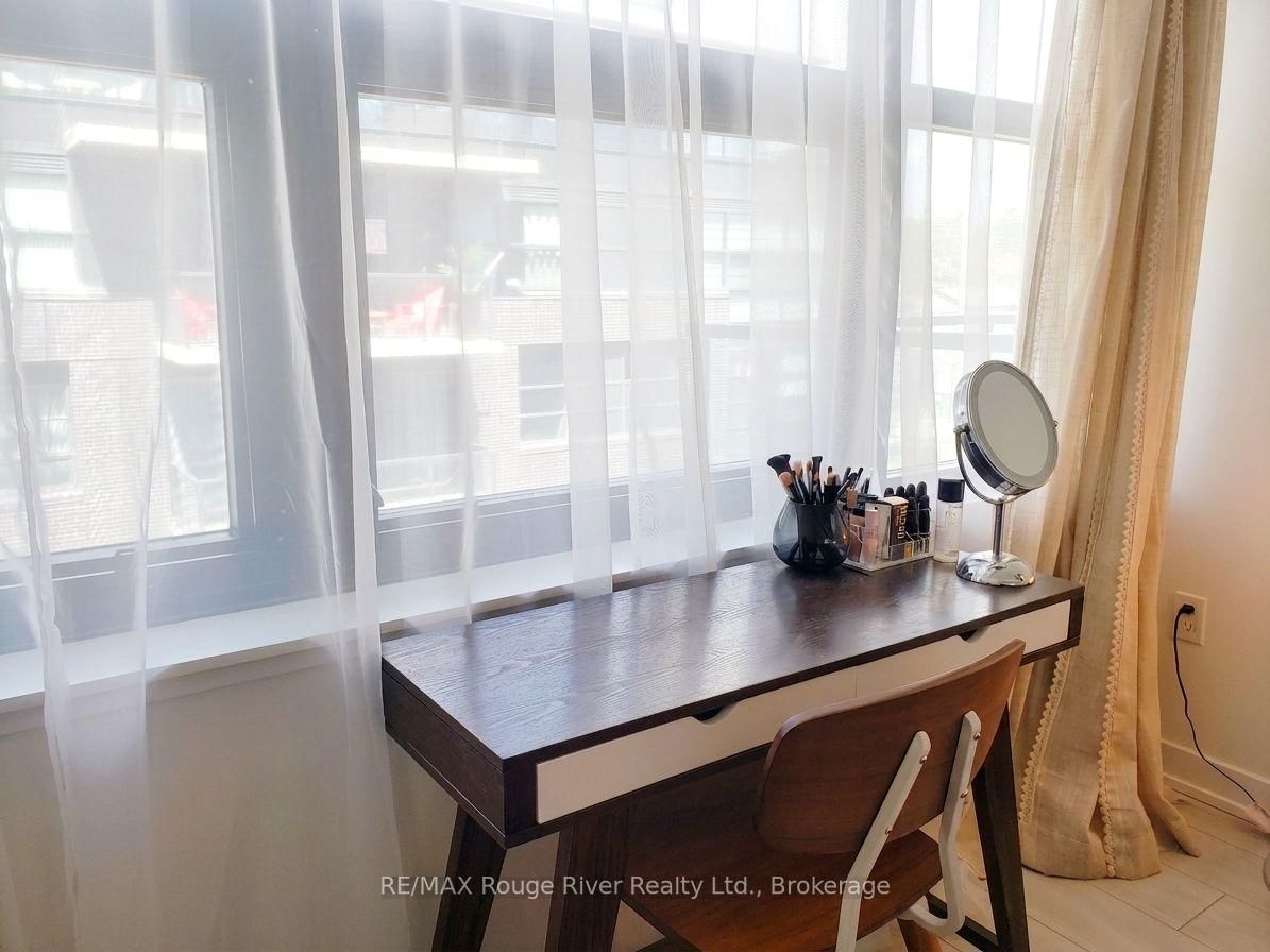 1614 Charles Street • #439 • Whitby, ON photo 10