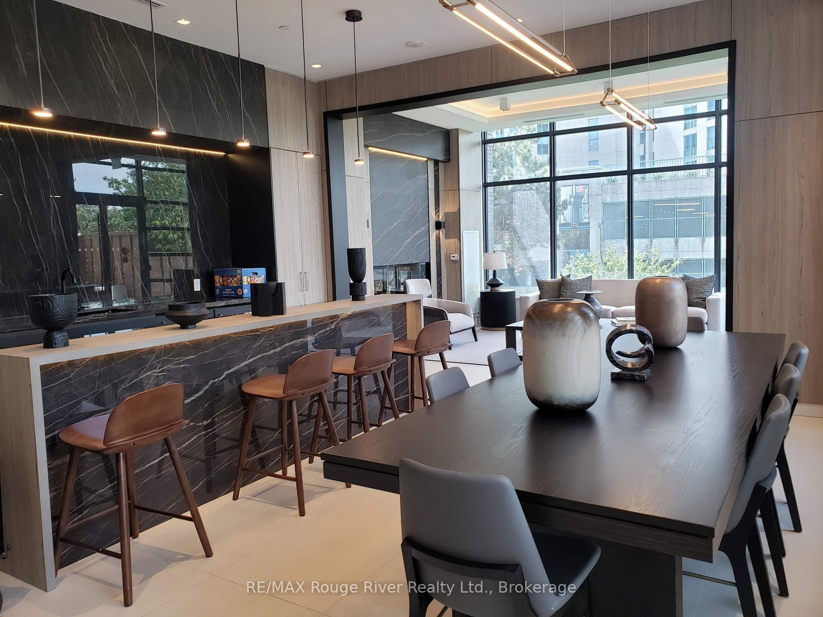 1614 Charles Street • #439 • Whitby, ON photo 28