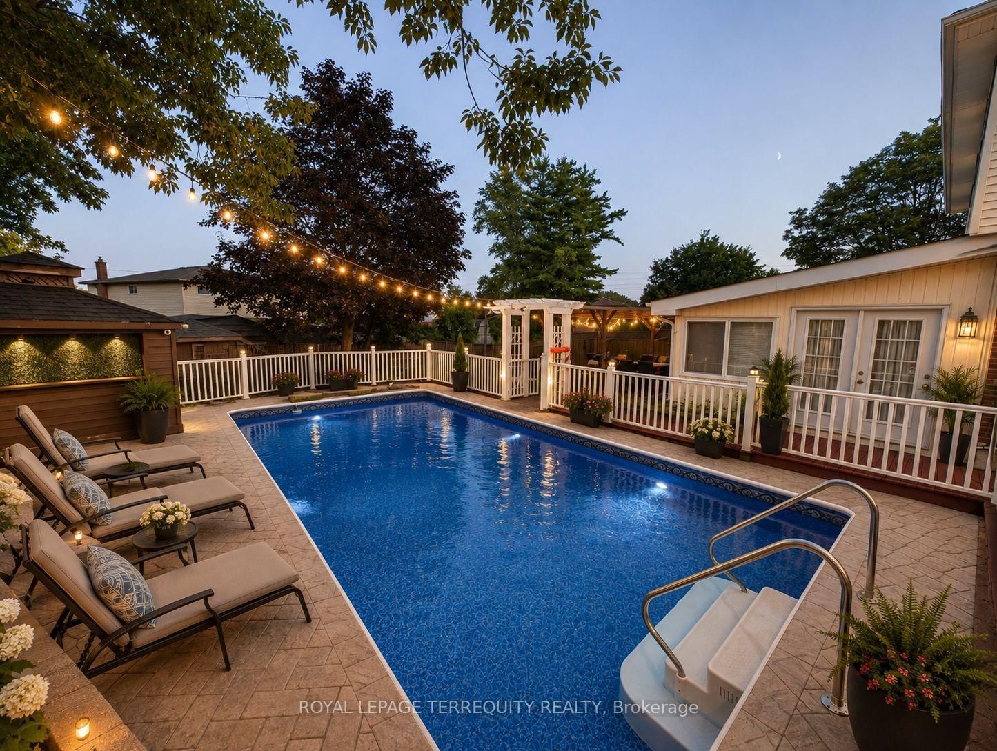 235 Barkley Crescent • Oshawa, ON photo 11