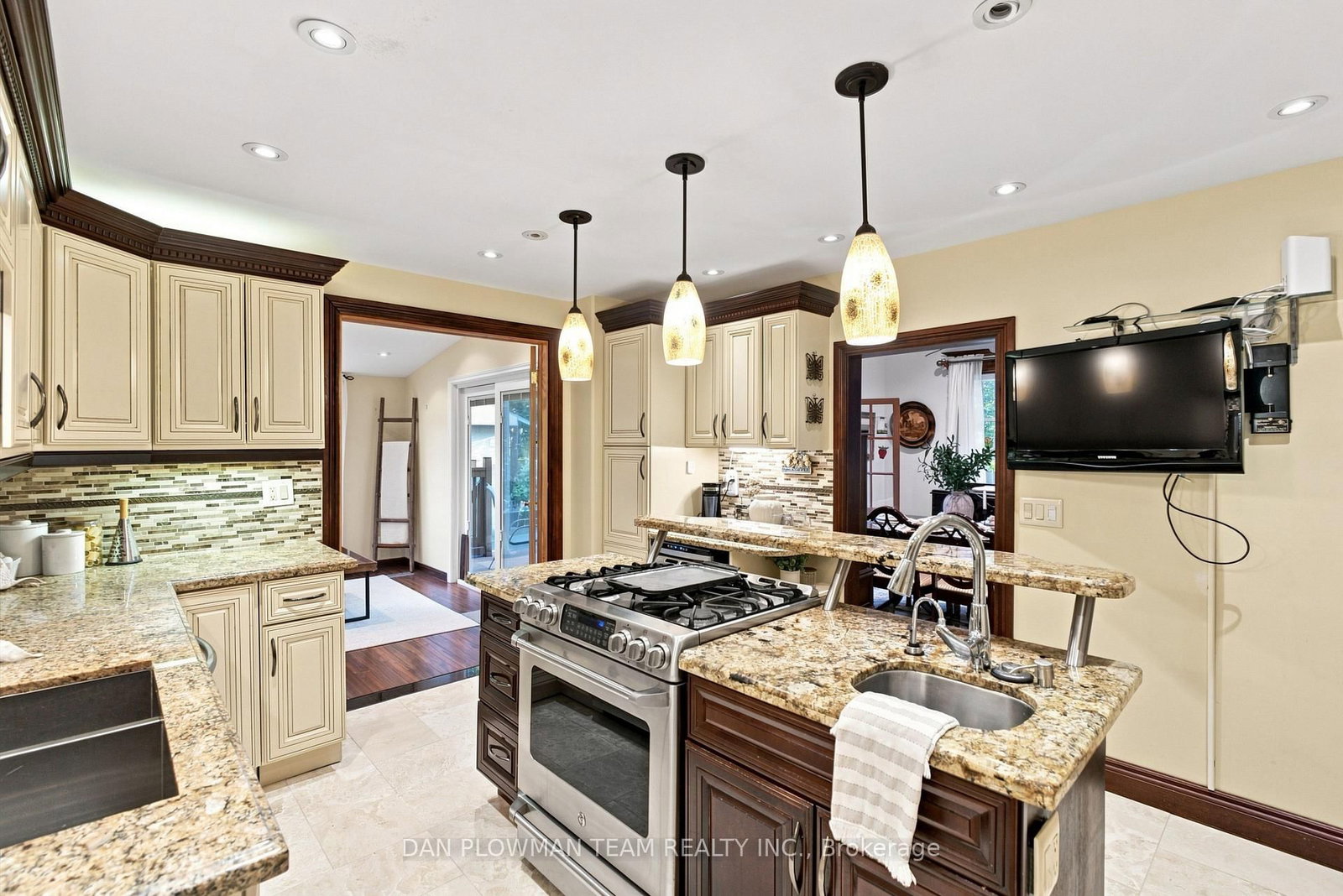 519 Kingston Road W • Ajax, ON photo 16