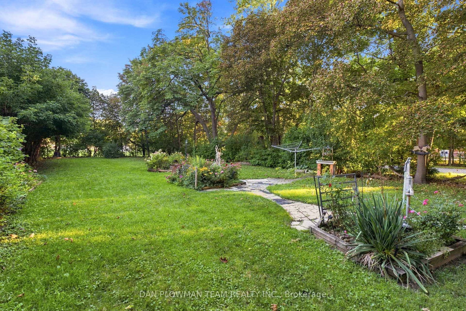 519 Kingston Road W • Ajax, ON photo 49