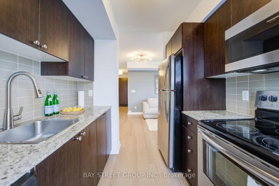 151 Village Green Toronto,ON M1S 0K5 — Photo 10