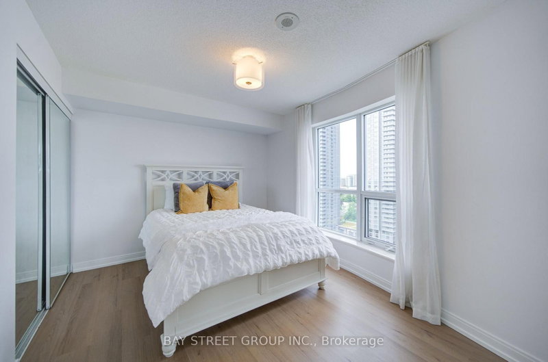 151 Village Green Toronto,ON M1S 0K5 — Photo 12