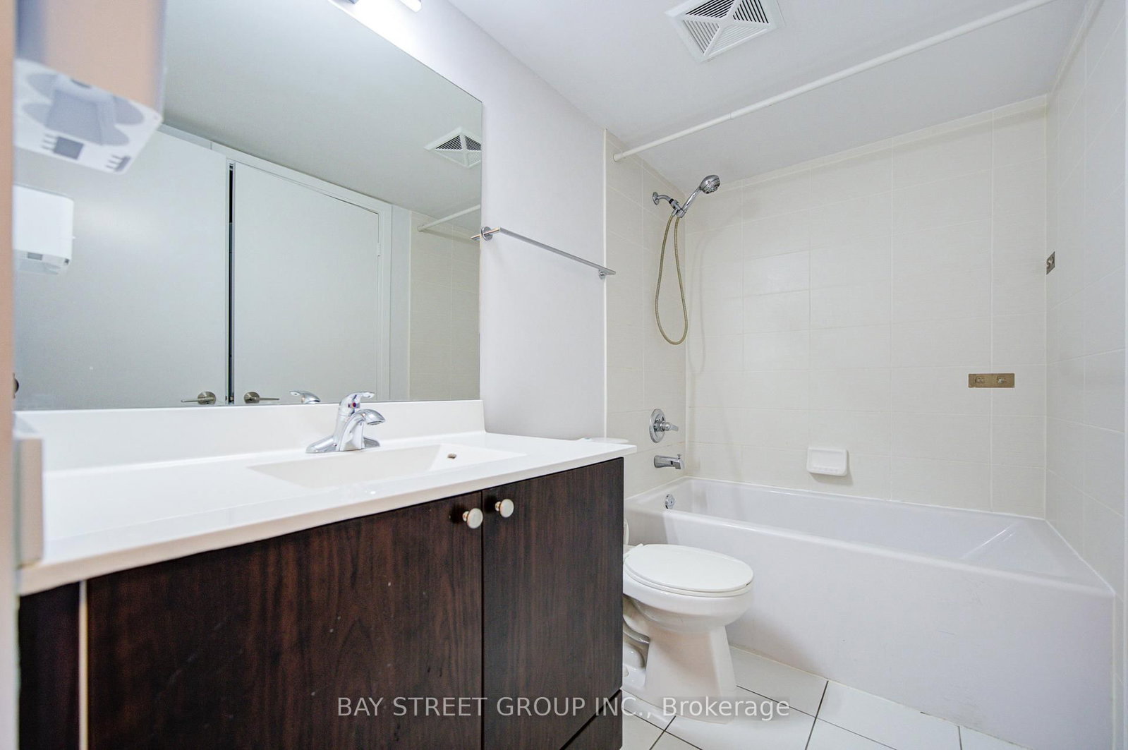 151 Village Green Toronto,ON M1S 0K5 — Photo 24