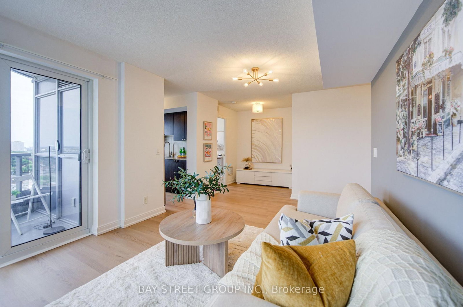 151 Village Green Toronto,ON M1S 0K5 — Photo 4