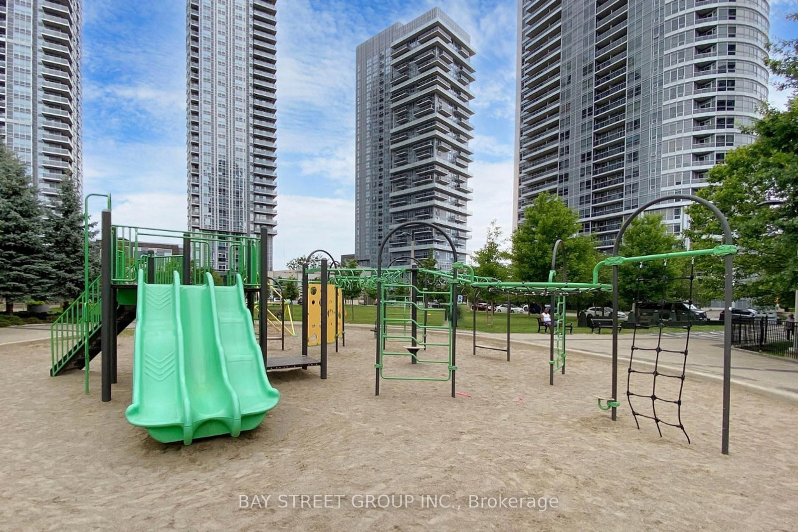 151 Village Green Toronto,ON M1S 0K5 — Photo 42