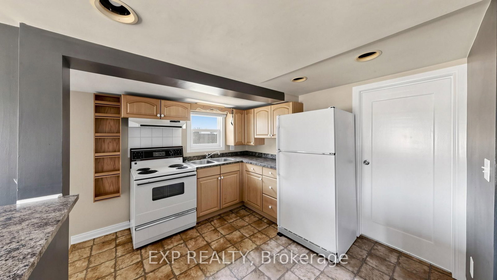 546 Park Road S • Oshawa, ON photo 24
