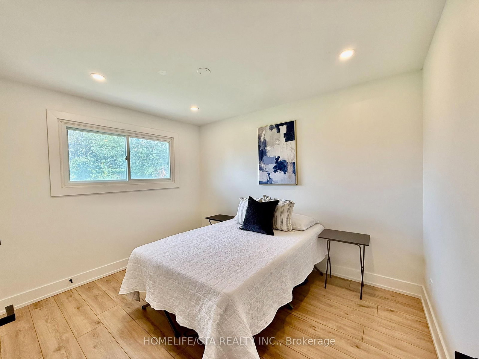 14 Heatherwood Road • Ajax, ON photo 11