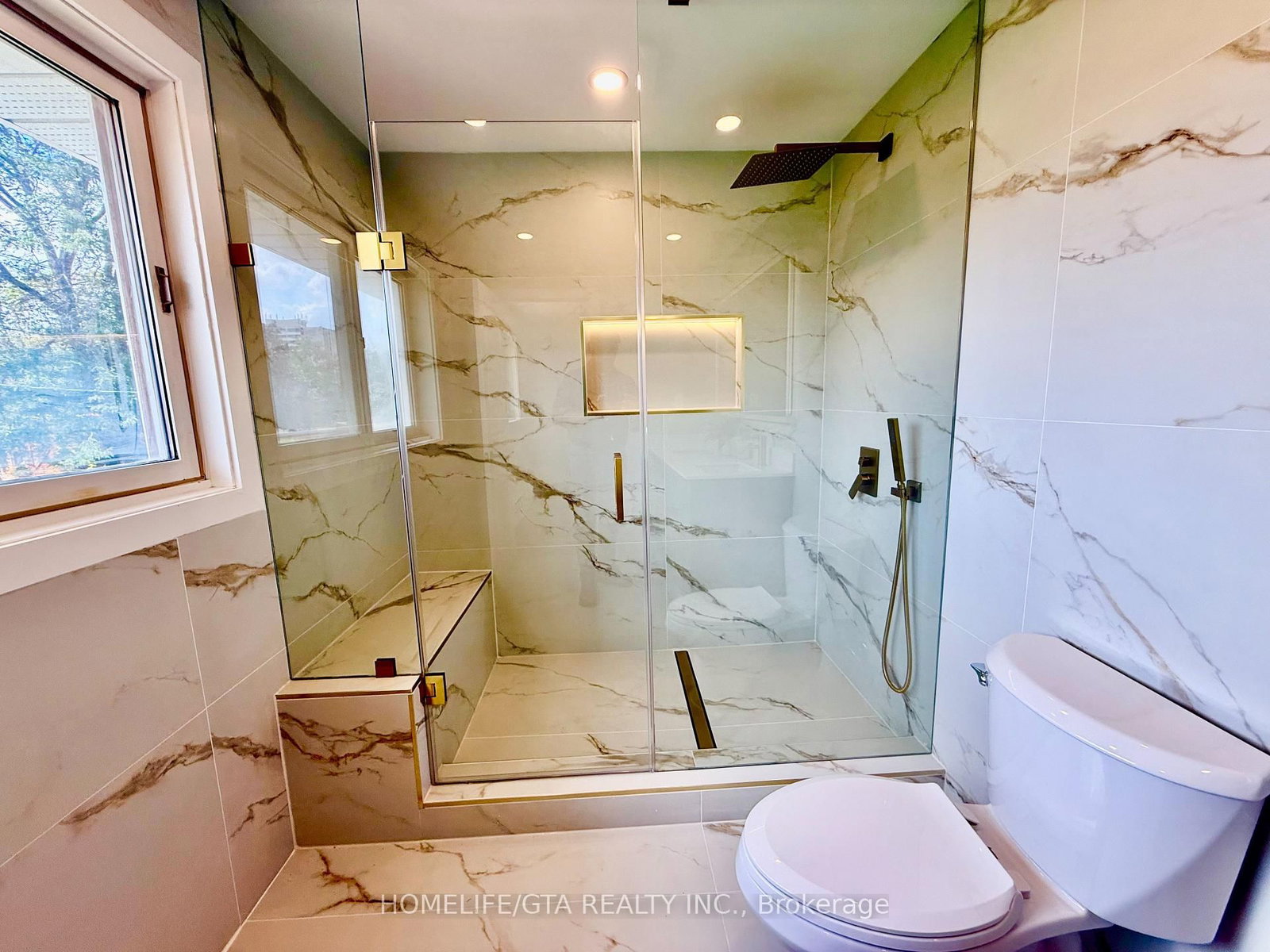14 Heatherwood Road • Ajax, ON photo 18