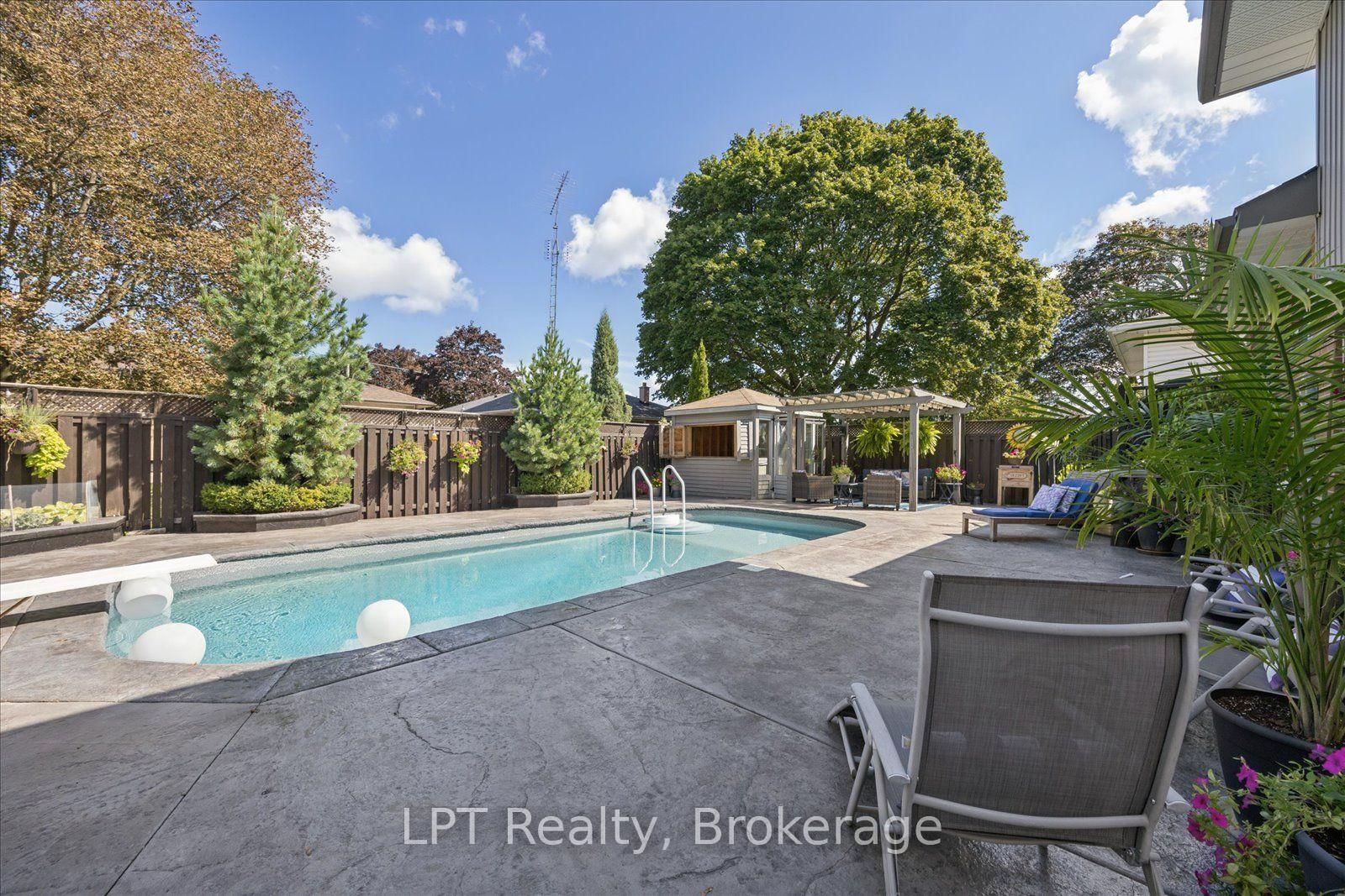 406 Glenmar Avenue • Oshawa, ON photo 40